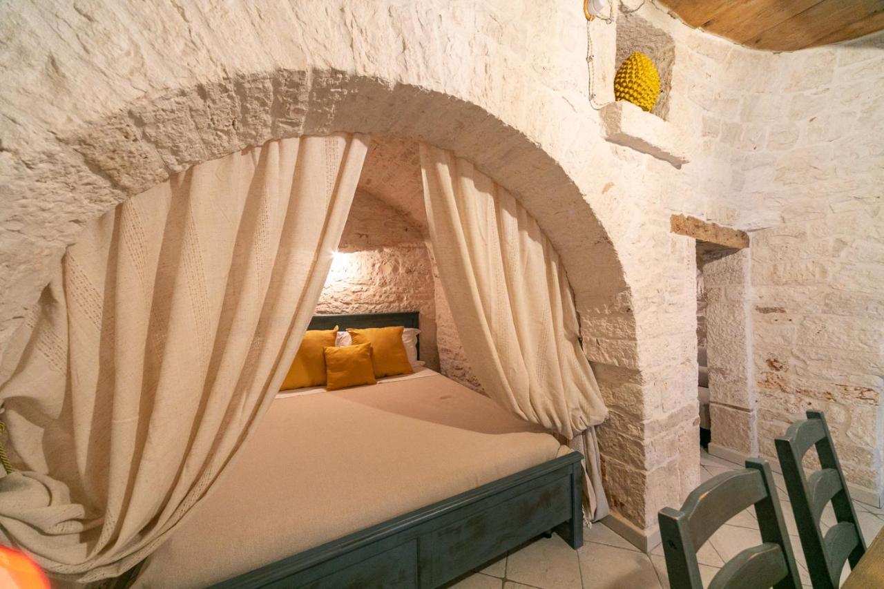 Trullo Arboris Villa Alberobello Exterior photo